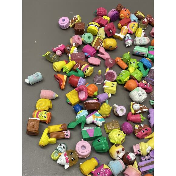 Huge Lot Of 190 Piece Shopkins Bundle - Picture 2 of 8